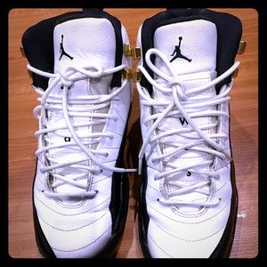 Jordan XII Retro Taxi (2013)